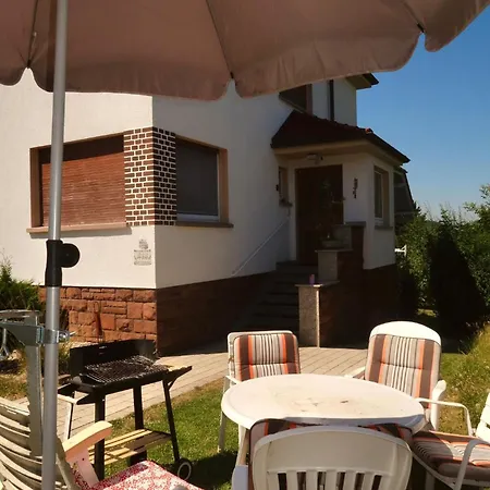 Apartmán 3 Zimmer Apartment - Mit Panoramablick Ueber Buedingen *