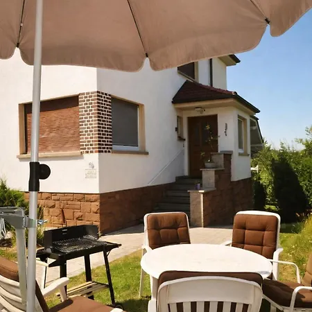 3 Zimmer Apartment - Mit Panoramablick Ueber Buedingen Büdingen